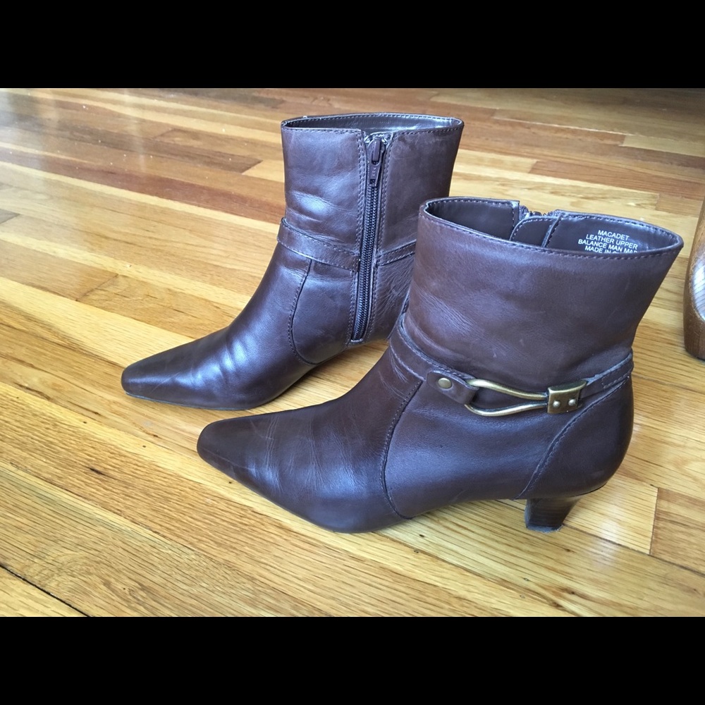 Anne Klein ankle boots Size 6.5M